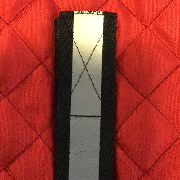 XL 18” Neck Red Dog Coat - Picture 3 of 7